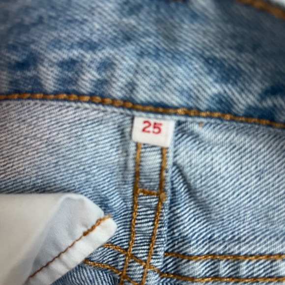 Levi’s Denim Skirt - Picture 3 of 4